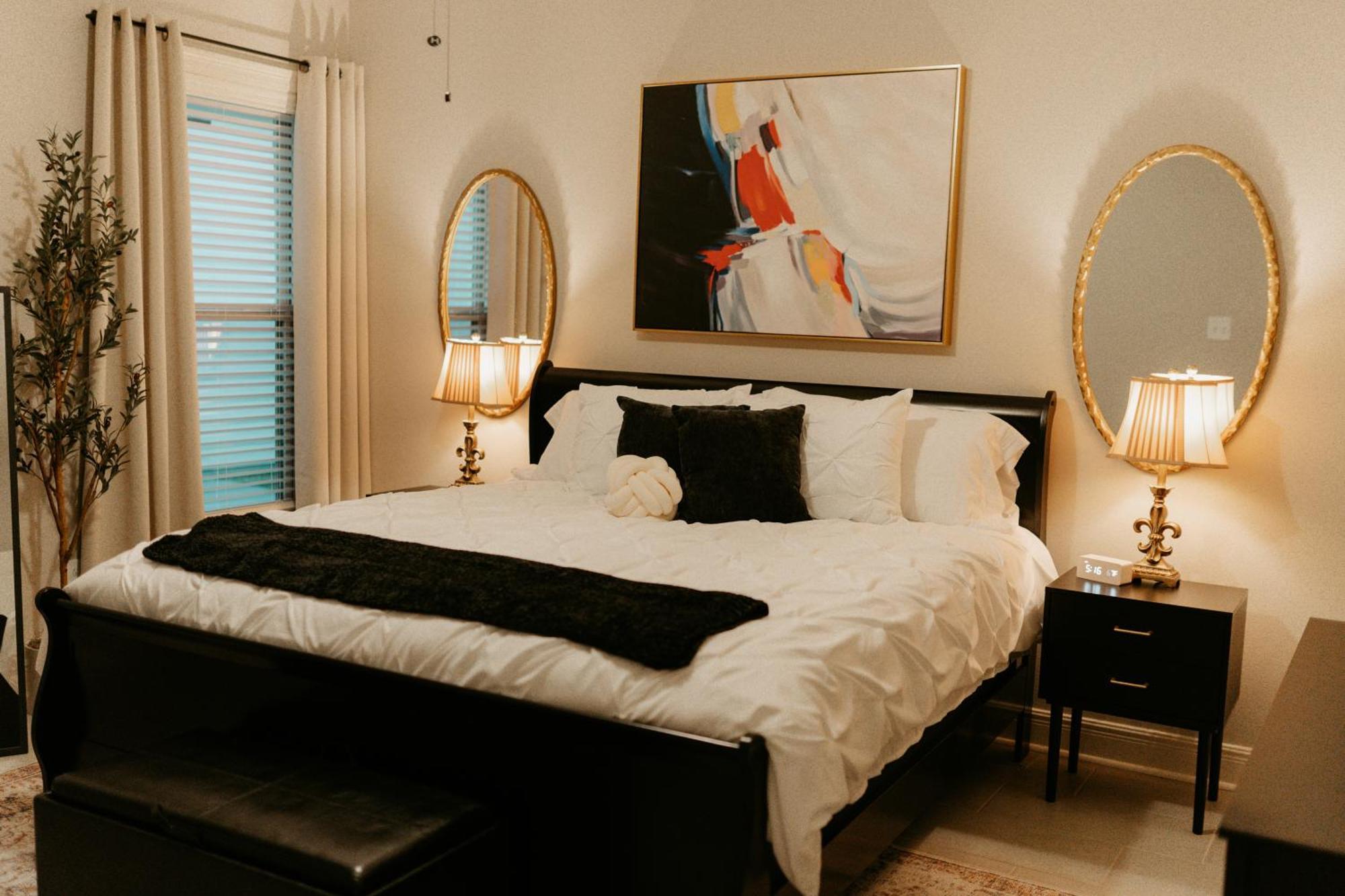 New -Business - Ready - Water View - Near Golf Βίλα Λέικ Τσαρλς Εξωτερικό φωτογραφία